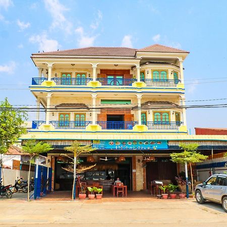 Le Tonle Hotel Kratie Bagian luar foto