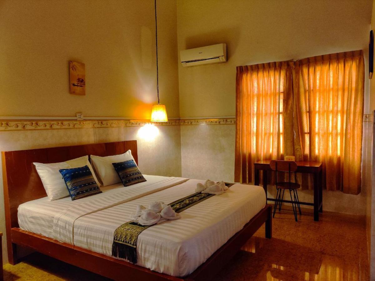 Le Tonle Hotel Kratie Bagian luar foto
