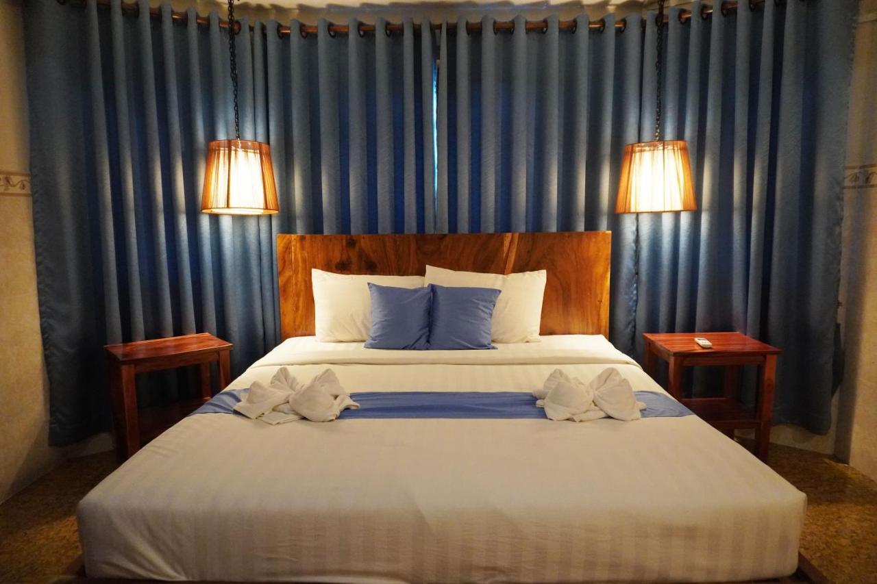 Le Tonle Hotel Kratie Bagian luar foto