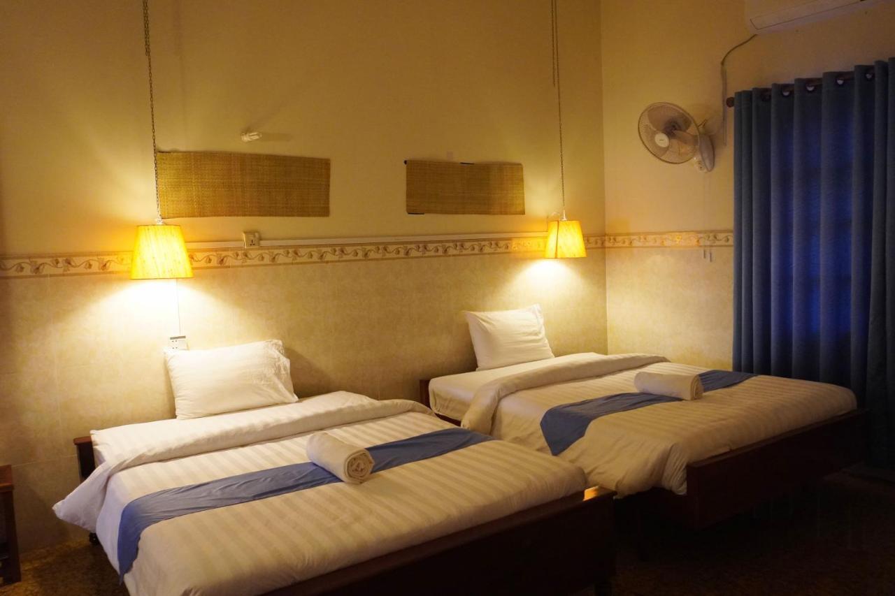 Le Tonle Hotel Kratie Bagian luar foto
