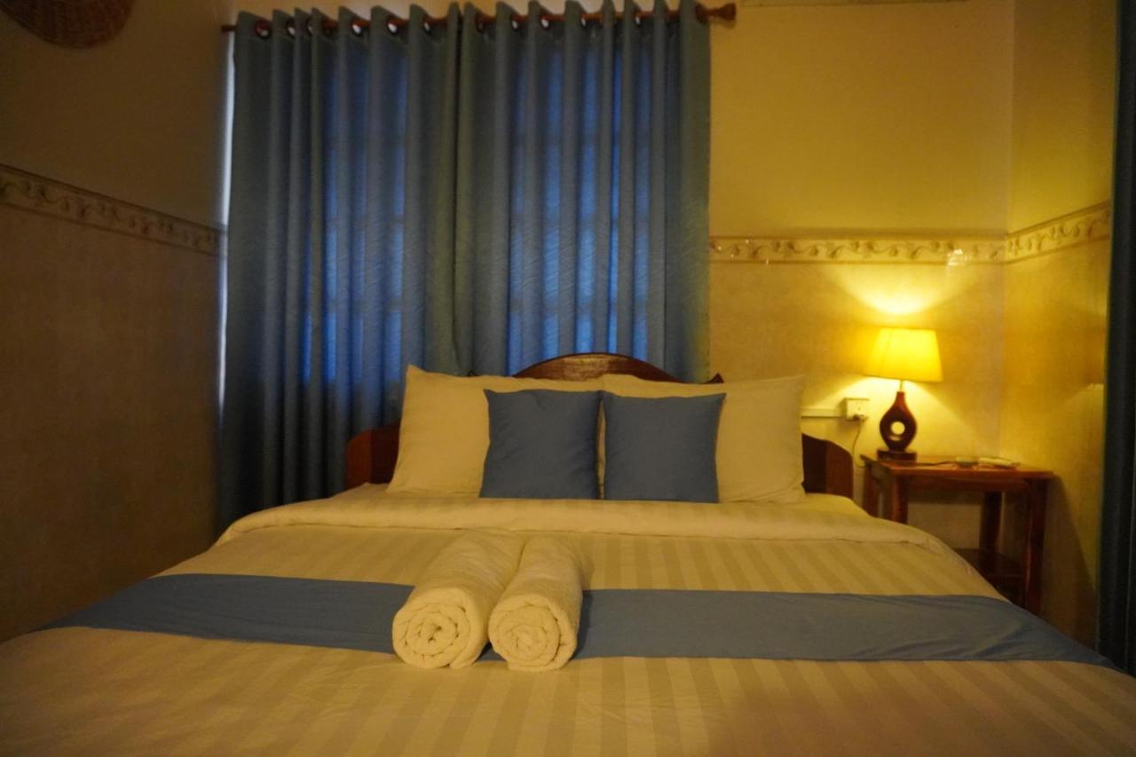 Le Tonle Hotel Kratie Bagian luar foto