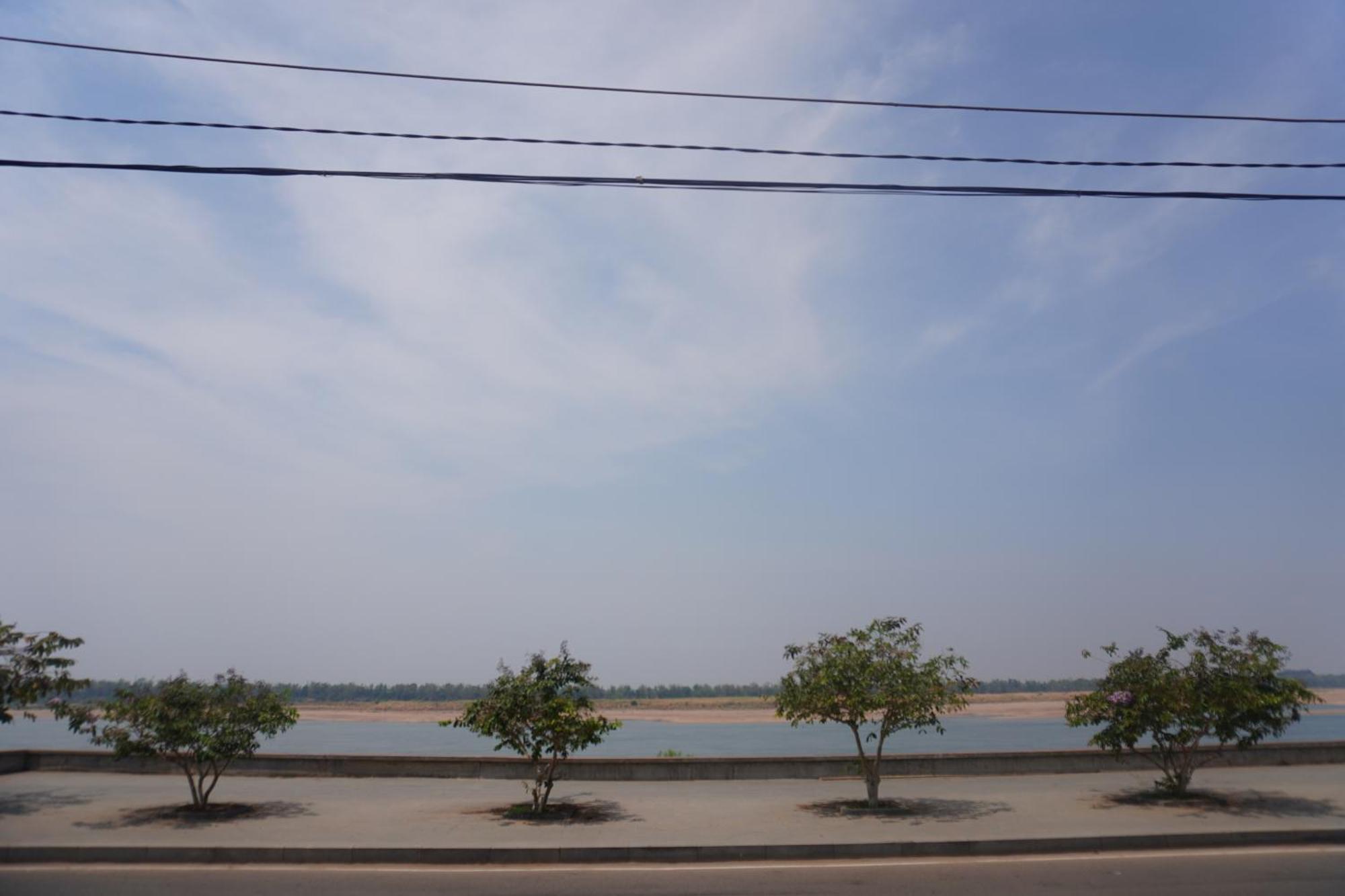 Le Tonle Hotel Kratie Bagian luar foto