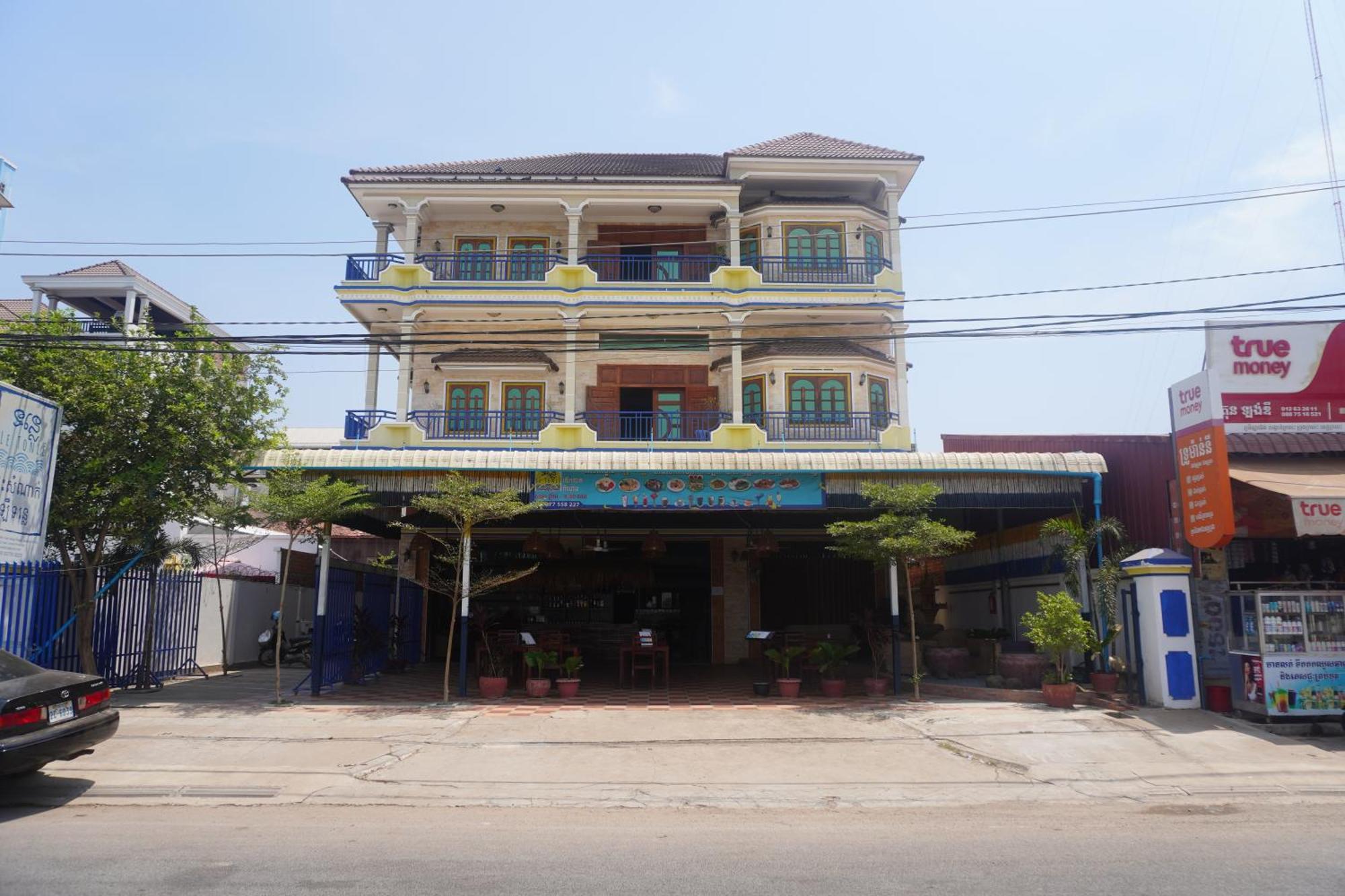 Le Tonle Hotel Kratie Bagian luar foto