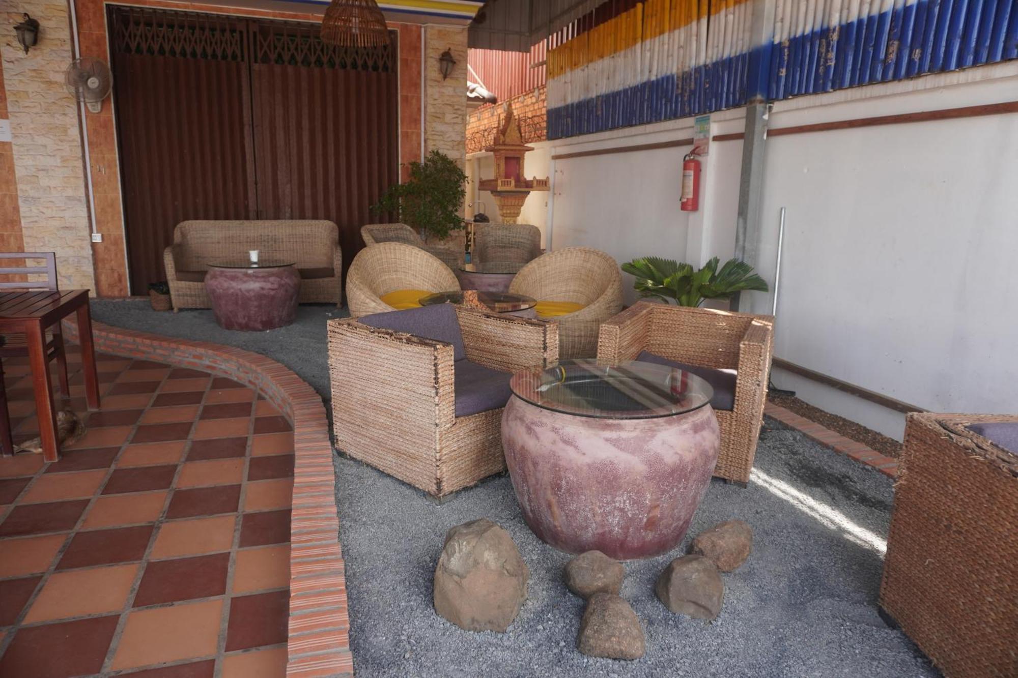 Le Tonle Hotel Kratie Bagian luar foto