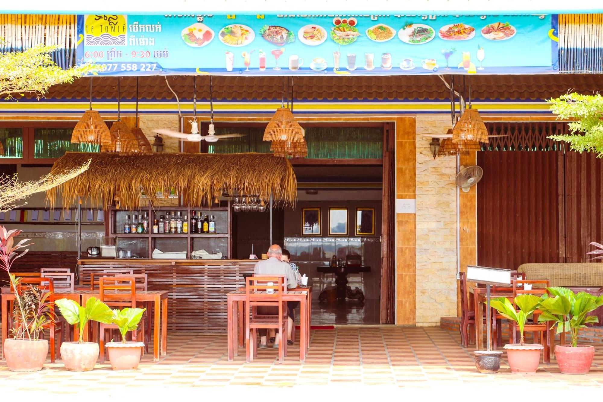 Le Tonle Hotel Kratie Bagian luar foto